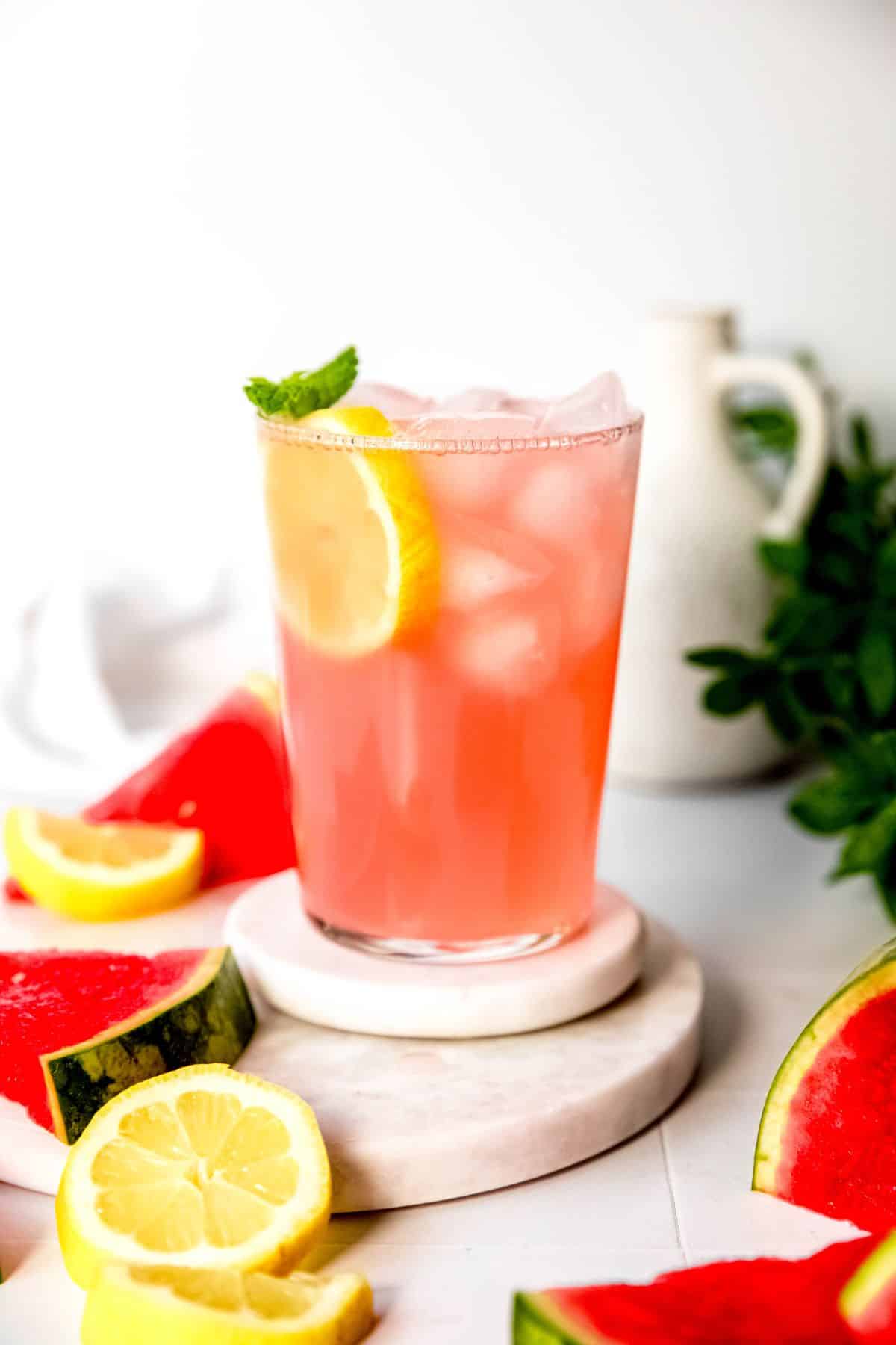 Easy Watermelon Lemonade: Your Ultimate Summer Refreshment